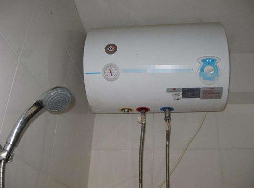 太阳能热水器真环保，为何现在人却不用？售货员一句道破真相